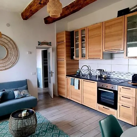 Casa Enzo דירה *